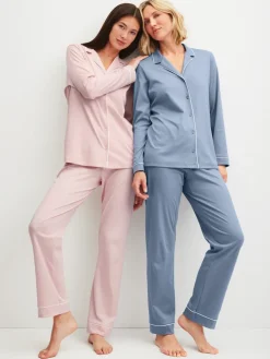 Pyjama mit Knöpfen