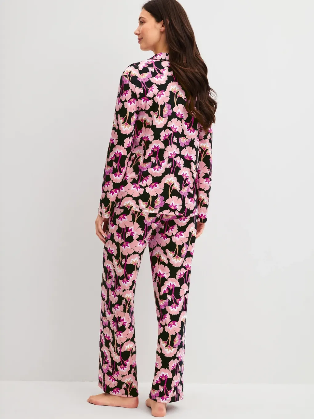 Pyjama mit Knöpfen