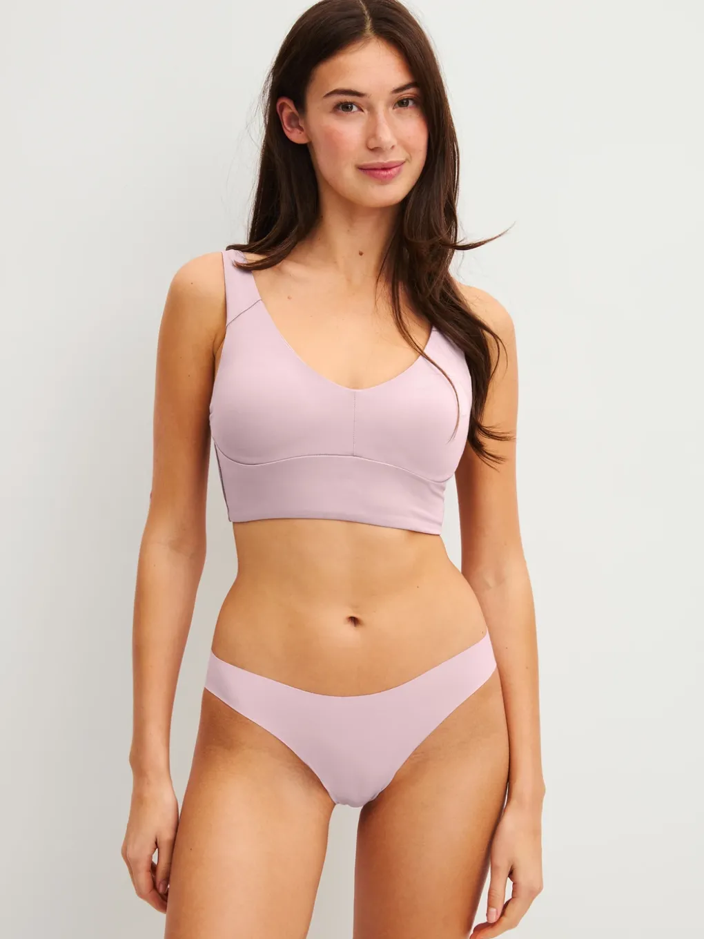 Seamless Brazilian Slip