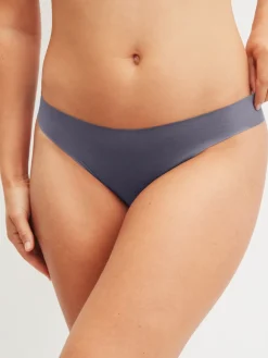 Seamless Brazilian Slip