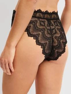 Slip, high waist