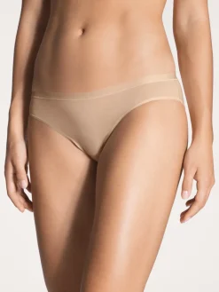 Slip, low cut