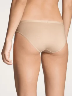 Slip, low cut
