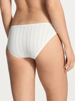 Slip, low cut