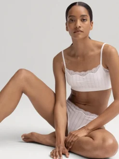 Slip, low cut