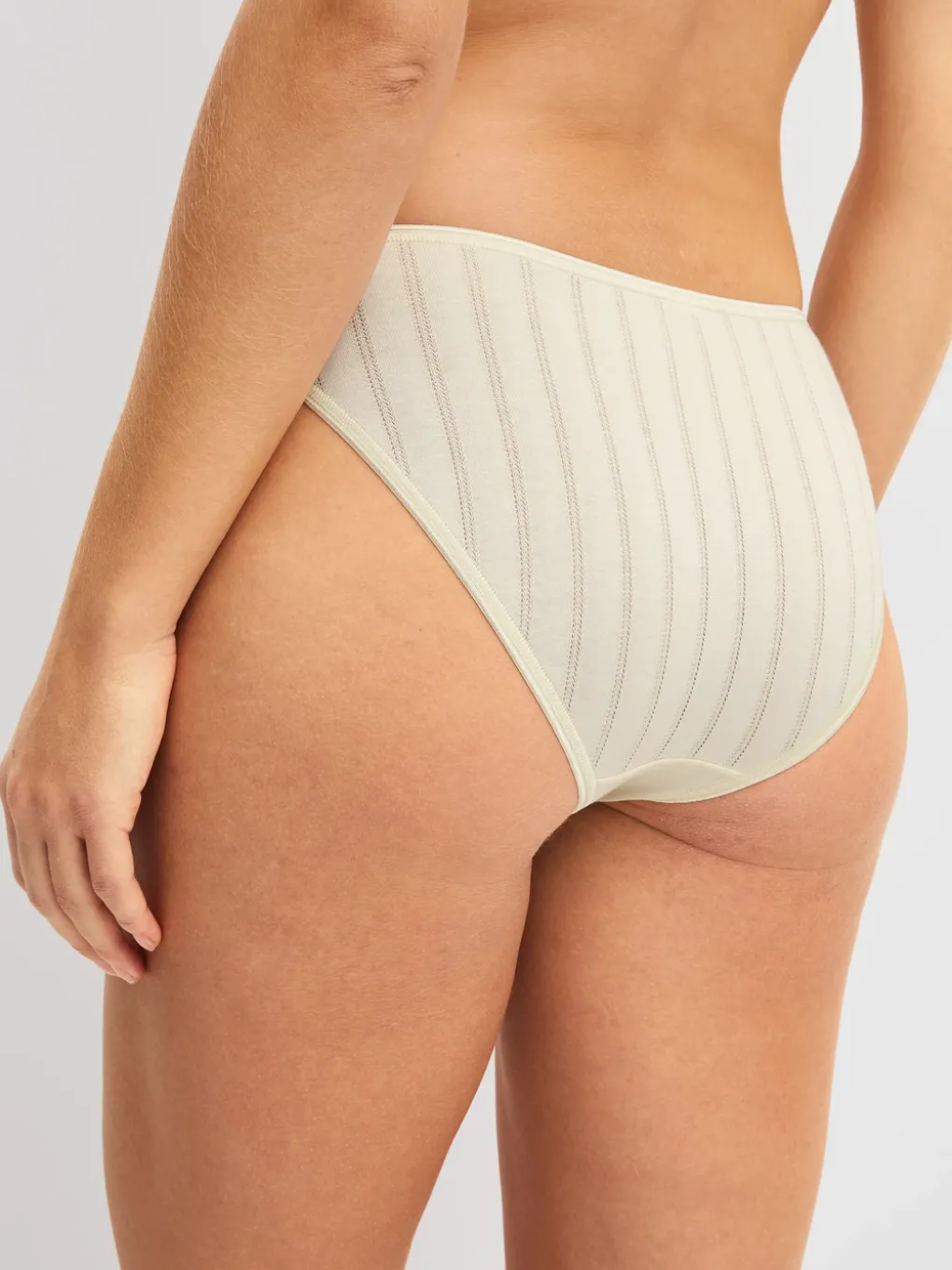 Slip, regular cut