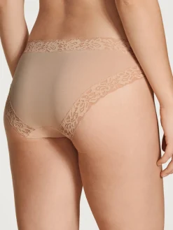 Slip, regular cut