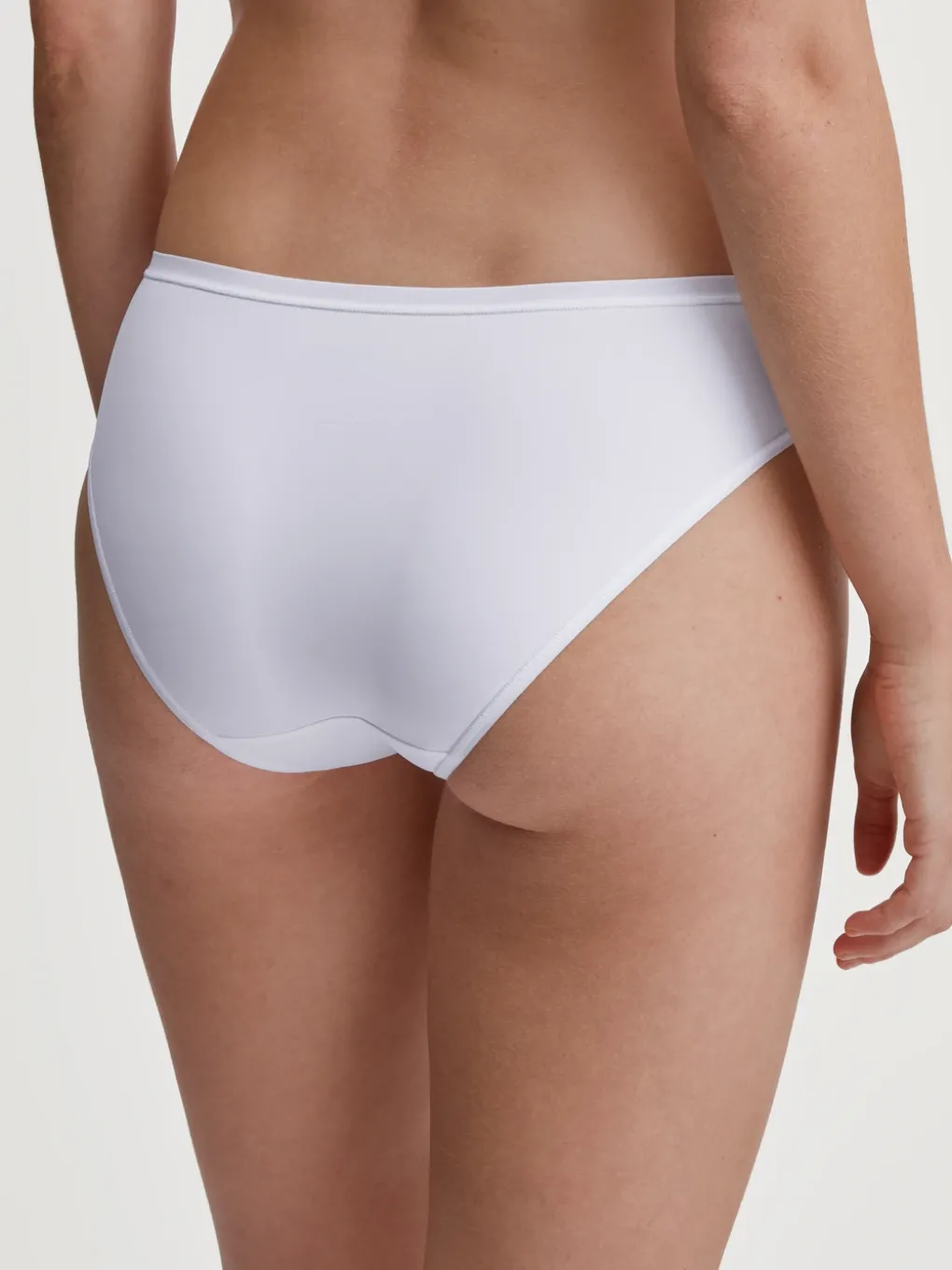 Slip, regular cut