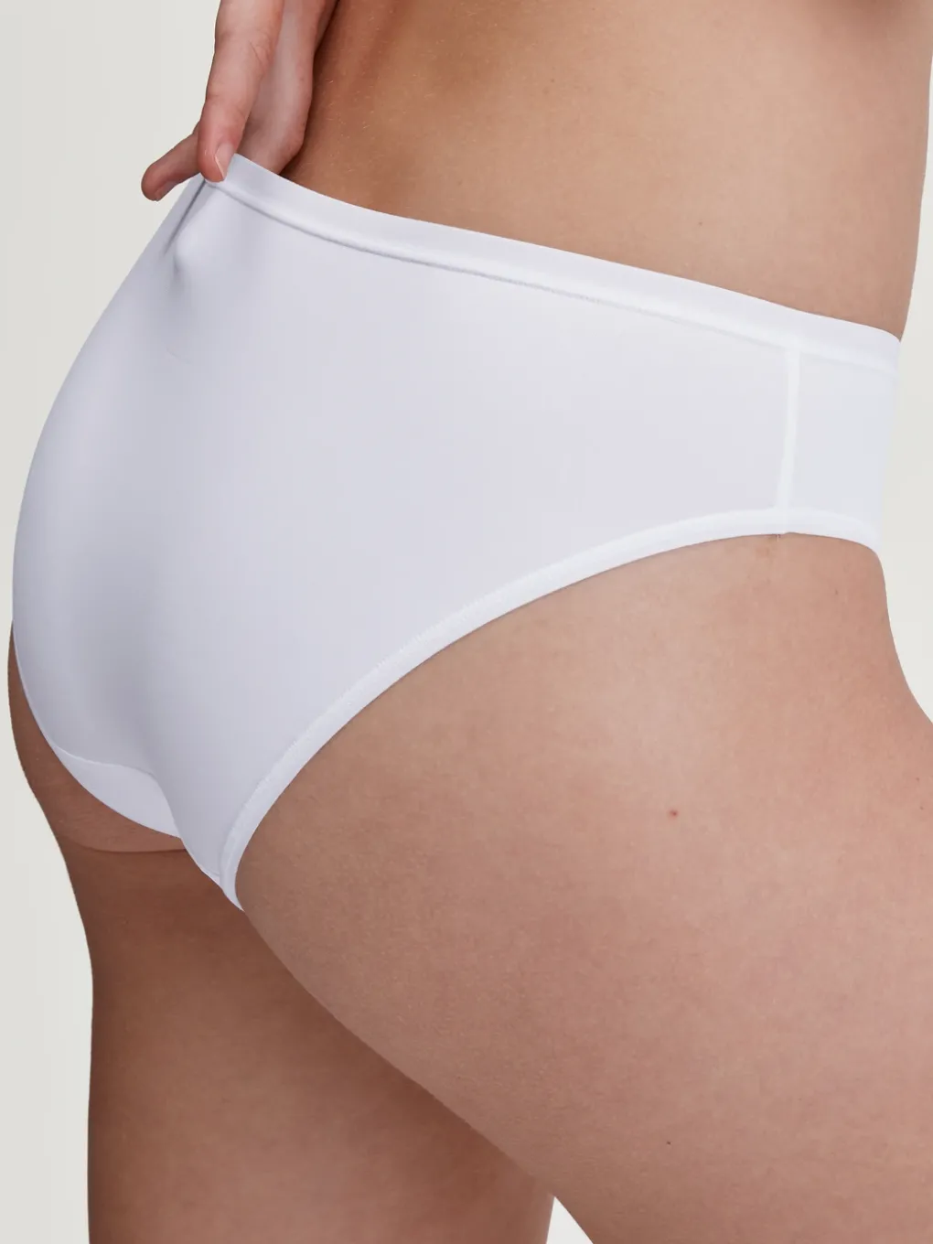 Slip, regular cut