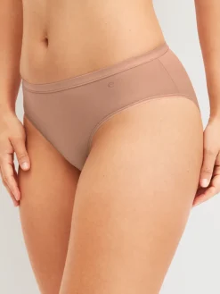 Slip, regular cut