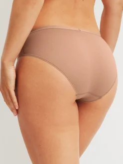Slip, regular cut