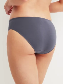 Slip, regular cut