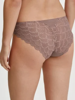 Slip, regular cut