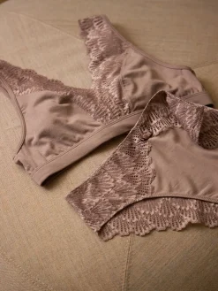 Slip, regular cut