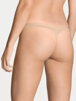 String, low cut