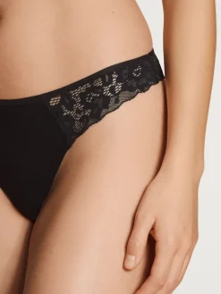 String, low cut