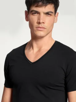 T-Shirt, V-Neck